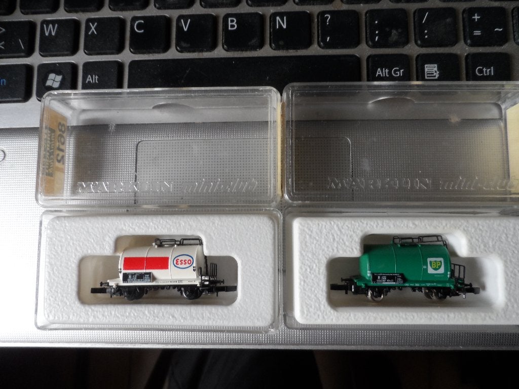 MARKLIN Z Mini club - 8612 - 8614 Ketelwagens... in dozen, Gelijkstroom of Wisselstroom, Wagon, Ophalen of Verzenden, Zo goed als nieuw
