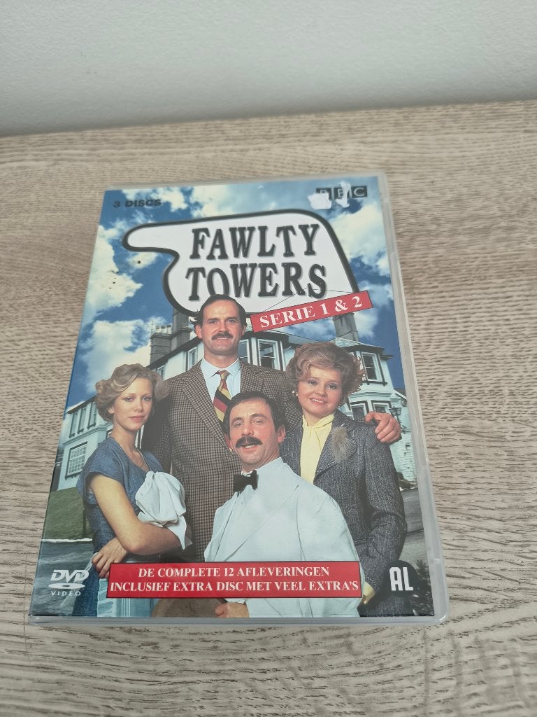 Dvd box Fawlty Towers, Cd's en Dvd's, Ophalen of Verzenden, Zo goed als nieuw, Extra's