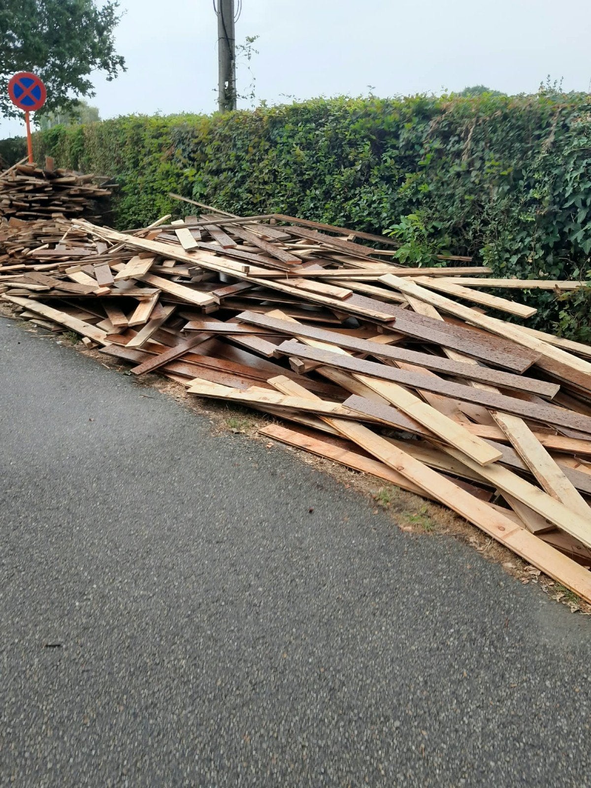 gratis brandhout, grenen parket vloer, Tuin en Terras, Ophalen