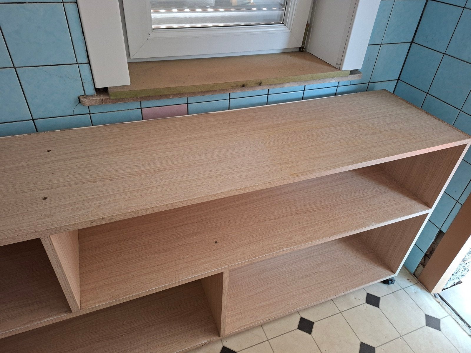 grande armoire de rangement sur roulettes, Enlèvement, Utilisé