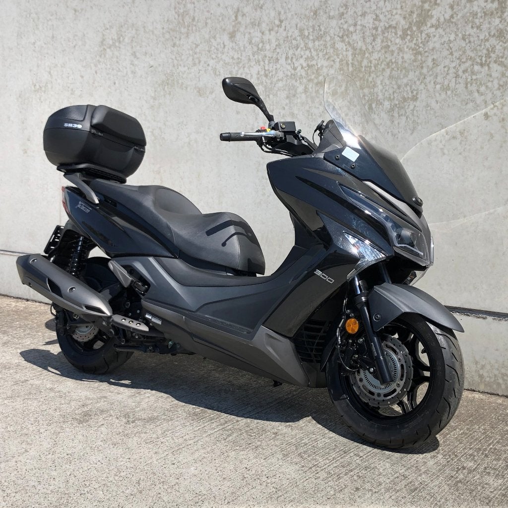 KYMCO XTOWN 300 2022 GEKEURD GARANTIE, Motos, Motos | Marques Autre, Overige merken, 300 cm³, Scooter, Entreprise