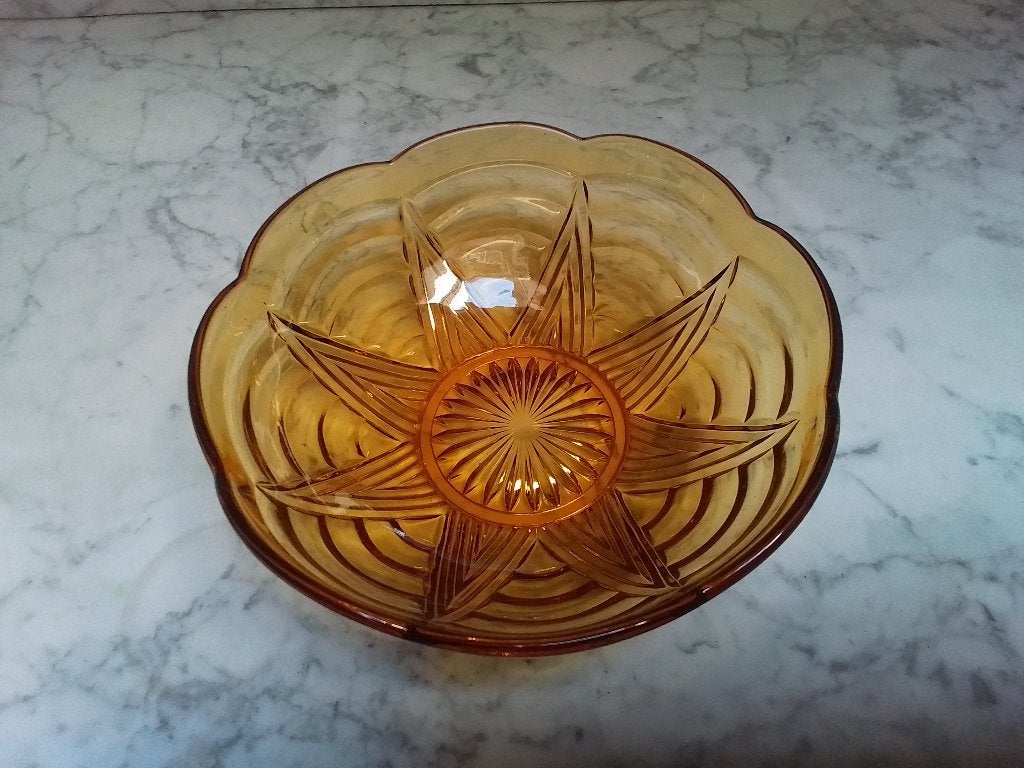 Bol en verre pressé « Pavillons » de couleur ambrée., Enlèvement ou Envoi
