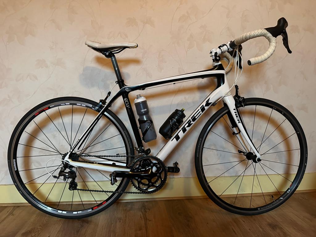 Trek Domane 4.5 racefiets - Carbon - Zo goed als nieuw! (54), Fietsen en Brommers, 28 inch, Carbon, Velgrem, Zo goed als nieuw