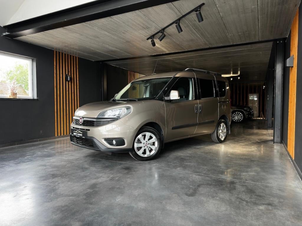 Fiat Doblo 1.4 T-Jet | Sensor | 7-plaaten | Trekhaak | CNG, Voorwielaandrijving, 4 cilinders, Handgeschakeld, 5 deurs