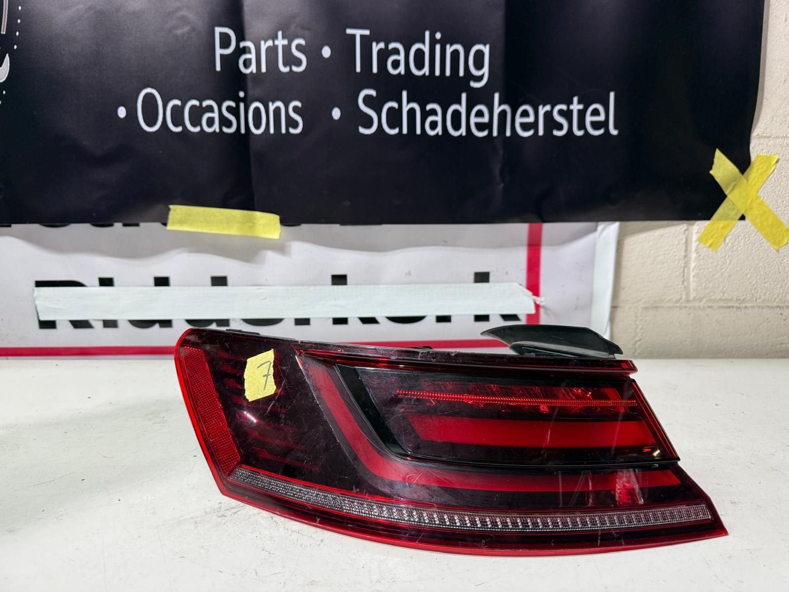 Volkswagen Arteon achterlicht, Gebruikt, -, -, Ophalen of Verzenden