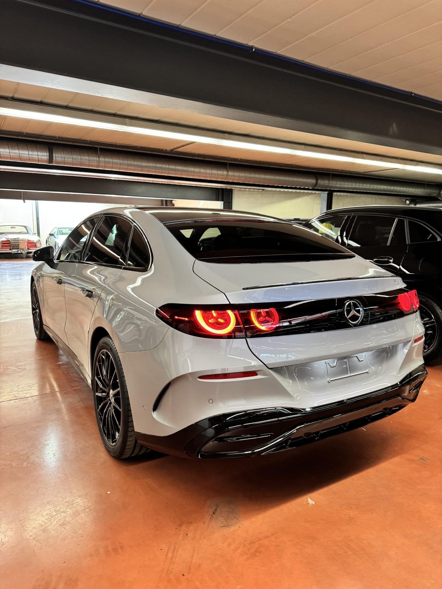 Mercedes-Benz C-Klasse C 400 4MATIC AMG Line DOS 9307, Auto's, Automaat, 4 deurs, Stof, 2460 kg