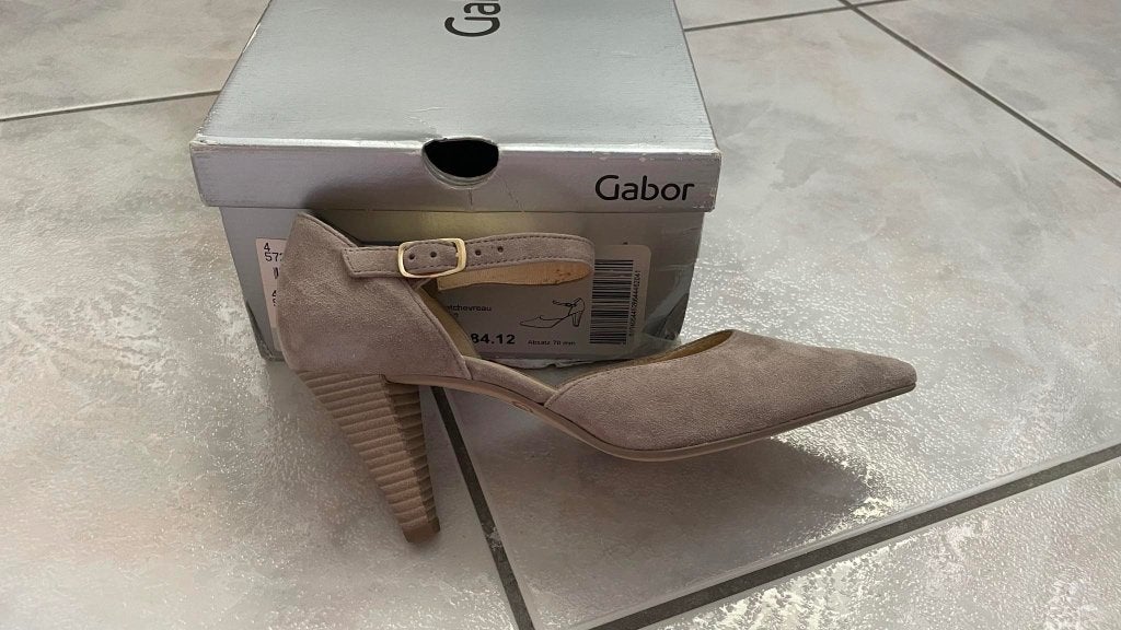 chaussures GABOR daim beige  37, Vêtements | Femmes, Chaussures, Neuf, Enlèvement ou Envoi, Beige, Chaussures à haut talons