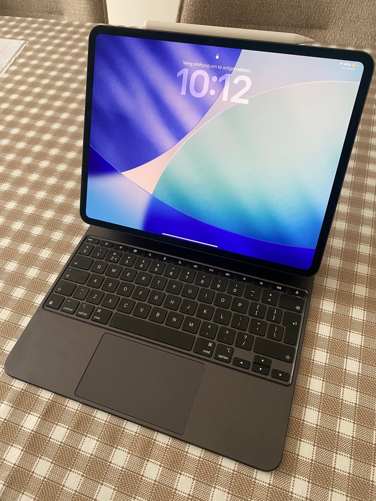 iPad Pro M4 13 512 cellulaire + clavier magique + pencil pro, Gris, Apple iPad, 13 pouces ou plus, Comme neuf