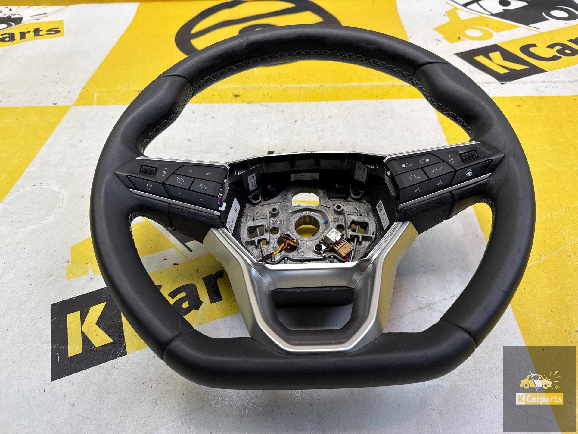 Volant SEAT Leon FR 5FA419091 Volant d'origine, Autos : Pièces & Accessoires, Autovia A-2, Km 585 585
08760  Martorell, ES, SEAT S.A.