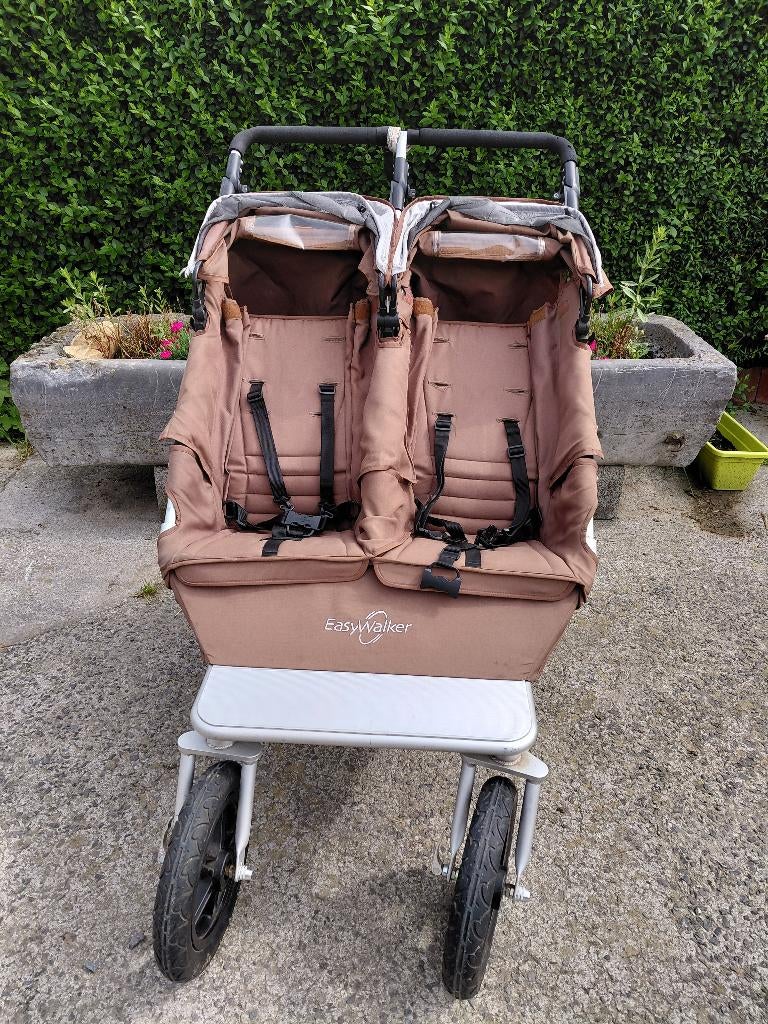Poussette double EasyWalker et 2 maxi cosy, Enfants & Bébés, Poussettes & Combinaisons, Poussette, Pneus, Enlèvement