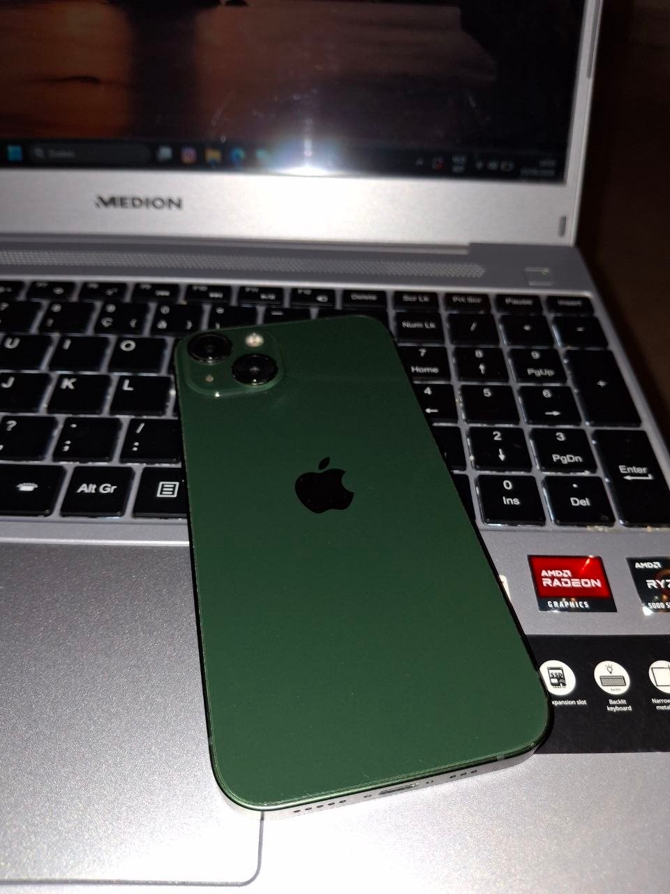 Iphone 13, Ophalen