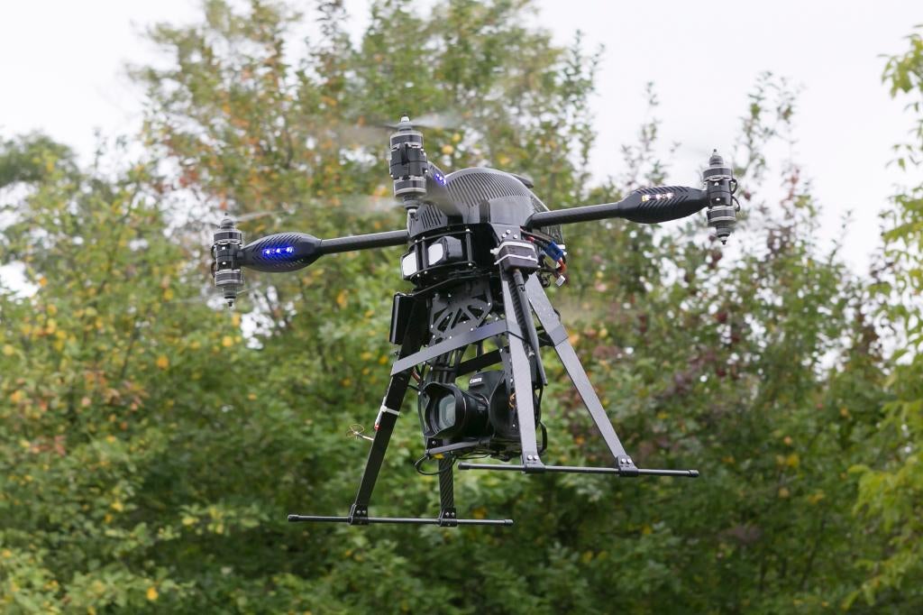 Altura Drone., Ophalen of Verzenden, Gebruikt, Professionele drone