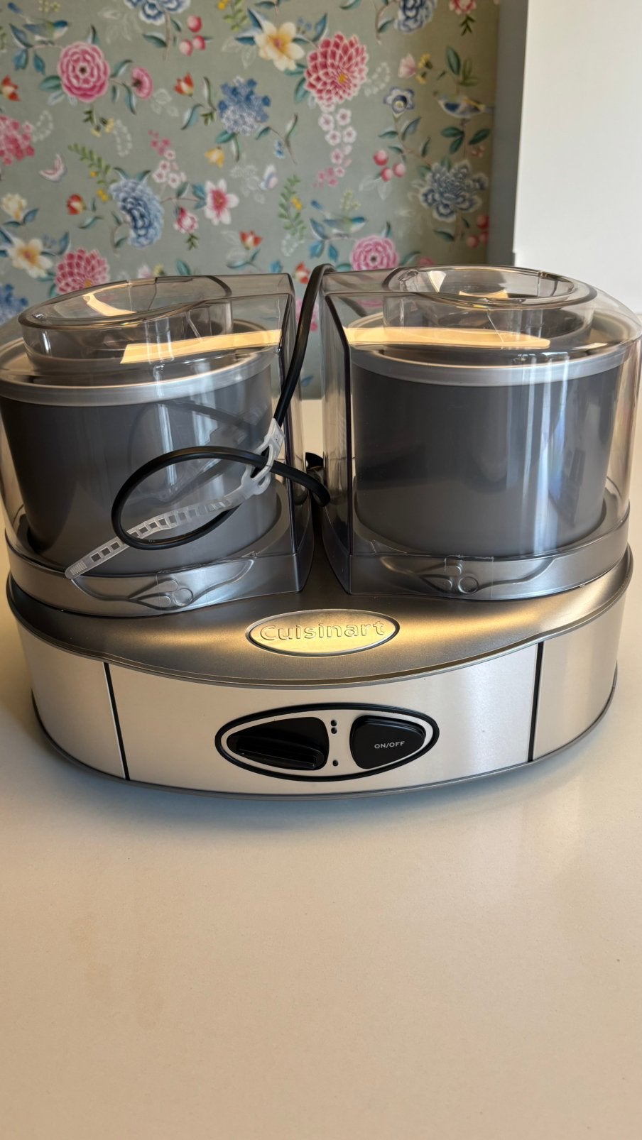 Cuisinart ijsmachine ICE40BCE, Elektronische apparatuur, Ophalen, Zo goed als nieuw