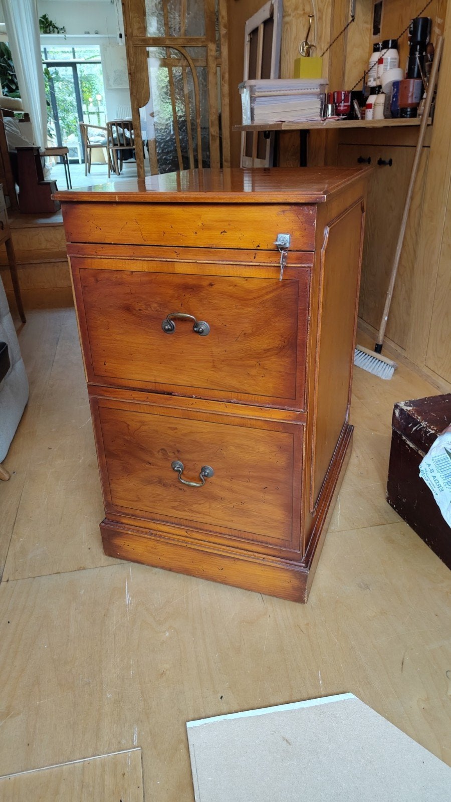 vintage archiefkast Kersenhout Engelse stijl, Comme neuf, Enlèvement, 50 à 100 cm, 50 à 75 cm