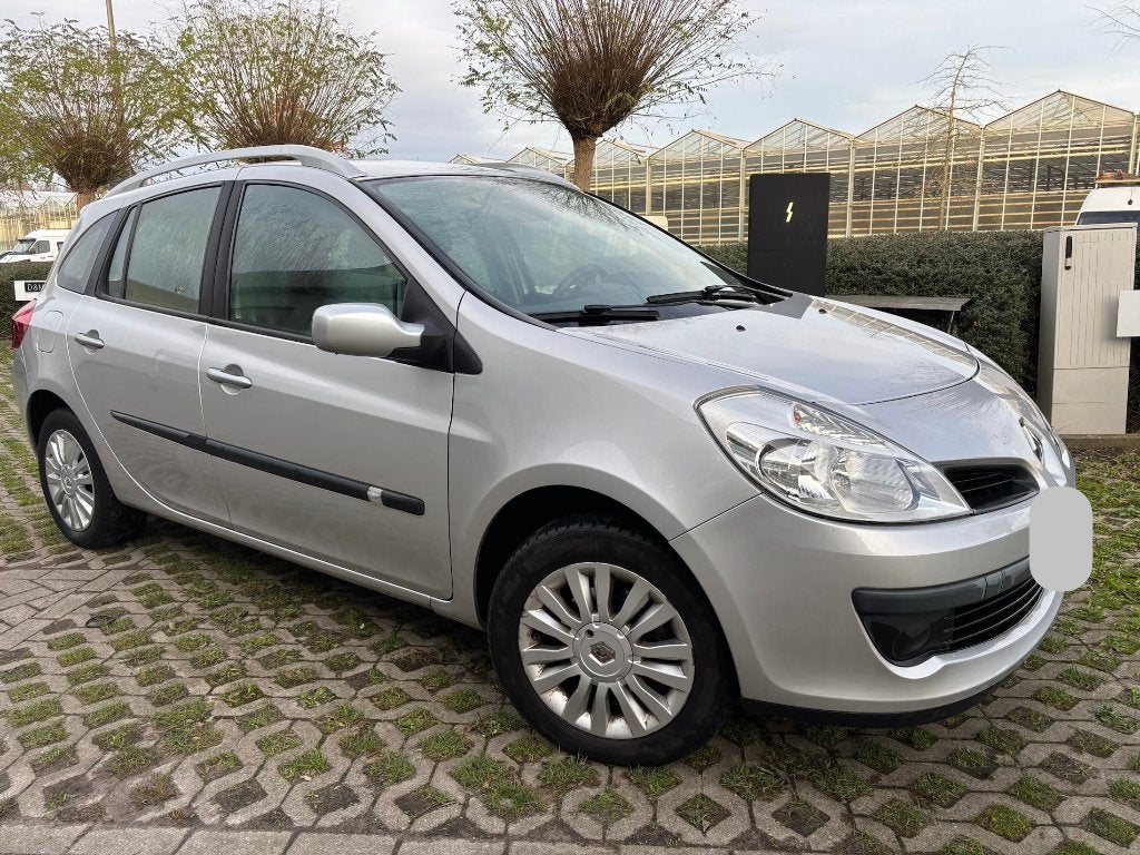 Renault Clio break 1.5dCi Airco/Cruise control 1ste eigen, Auto's, Dealer onderhouden, 1500 cc, Particulier, Euro 4
