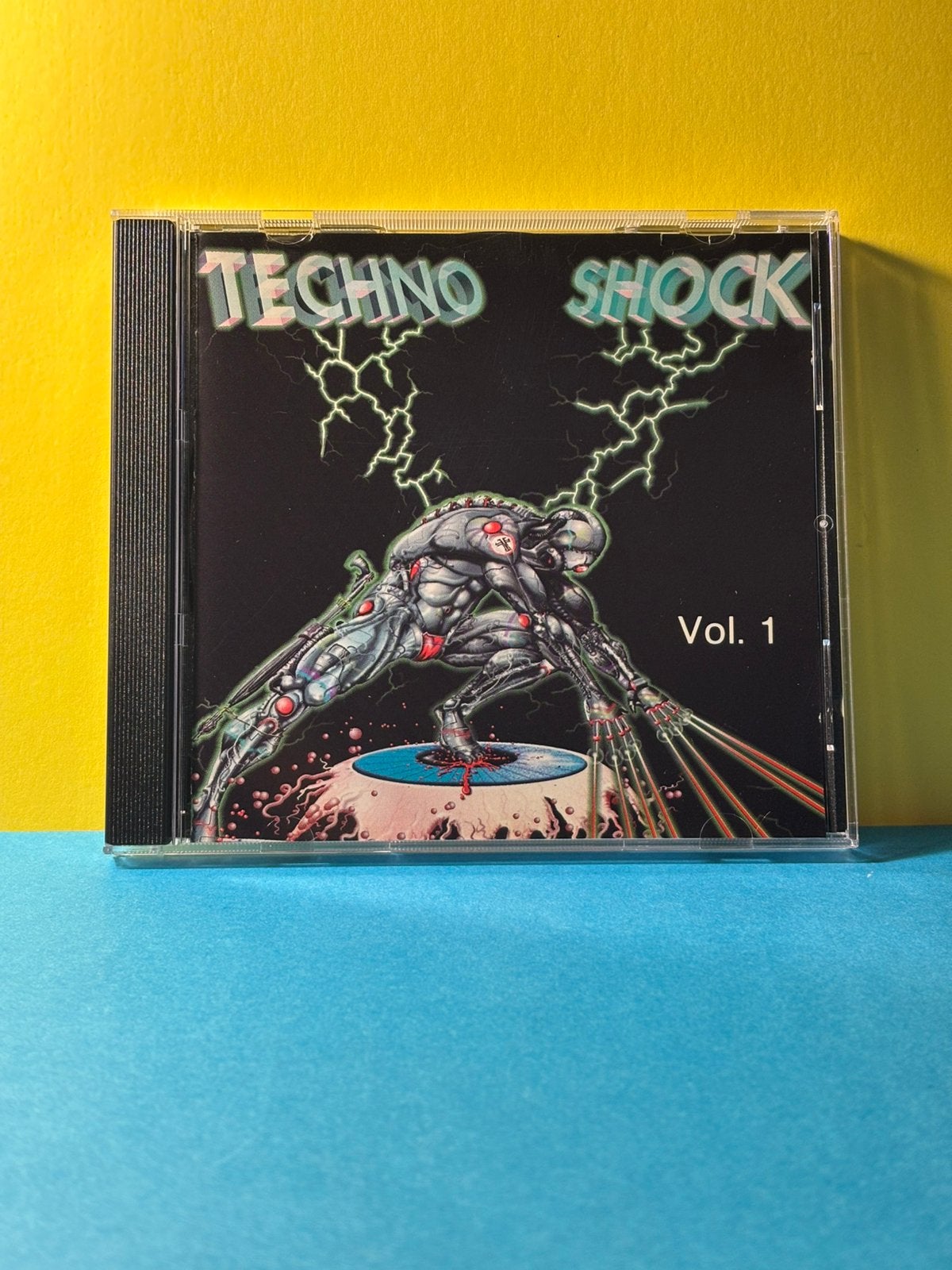 Techno shock vol.1 / zeldzaam exemplaar, Cd's en Dvd's, Cd's | Dance en House, Verzenden, Zo goed als nieuw, Techno