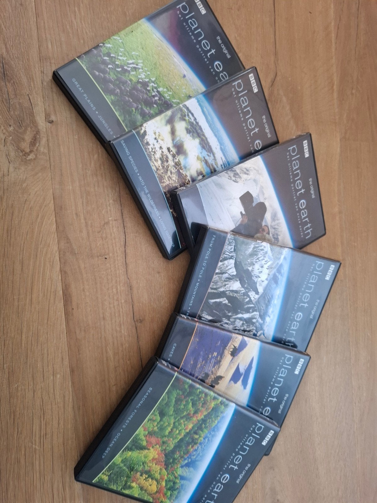 6 DVD de la planète Terre, Enlèvement ou Envoi