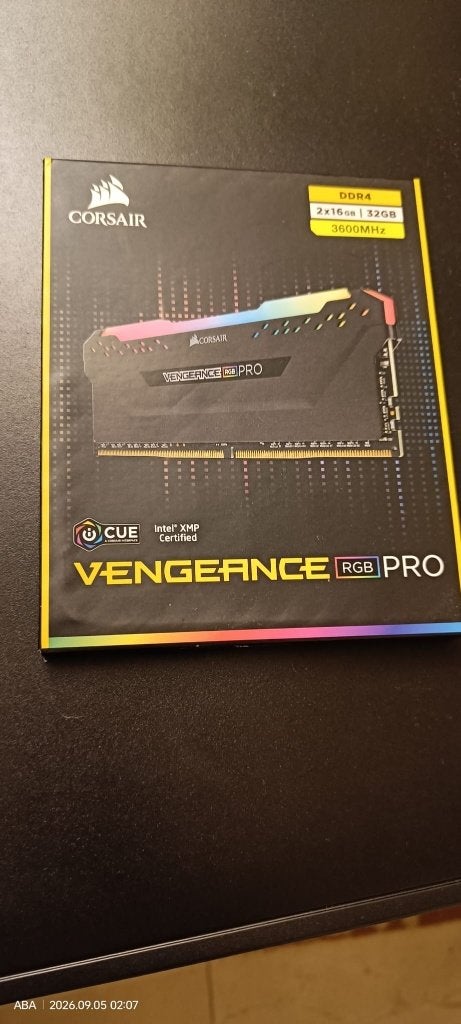 Corsair Vengeance PRO RGB DDR4 32 GB 16GB x 2, Computers en Software, RAM geheugen, Ophalen, Nieuw, DDR4, 32 GB