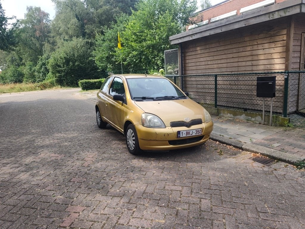 Toyota Yaris, Autos, Achat, Jaune, Boîte manuelle, 5 places