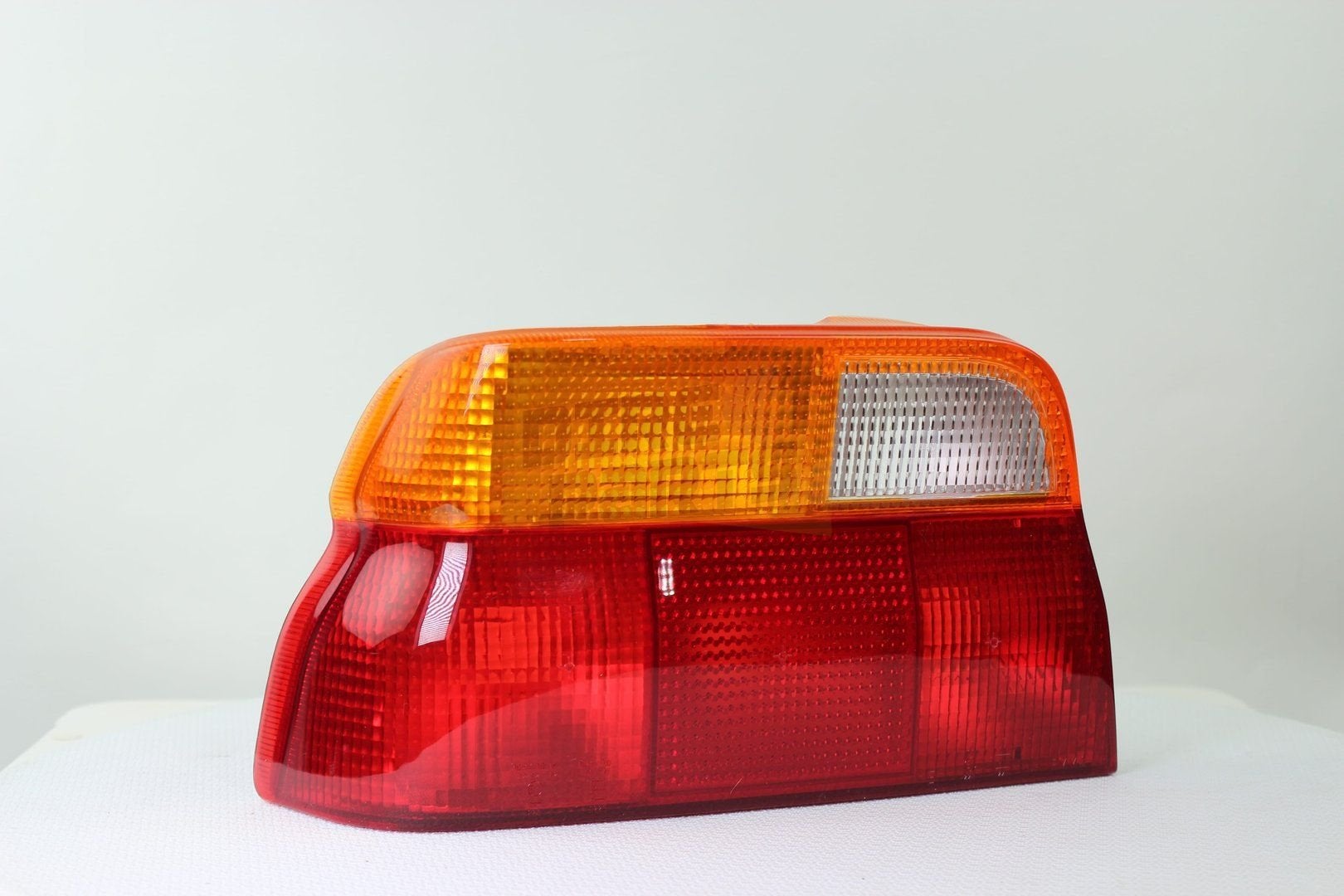 Ford Escort (90-) Achterlicht (Links) 3625402 RESTPARTIJ, Neuf, -, Opel, -