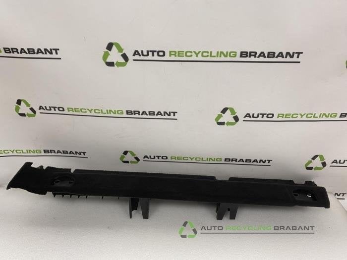 Couverture conteneur d'un Audi Q5, -, 3 mois de garantie, Utilisé, -