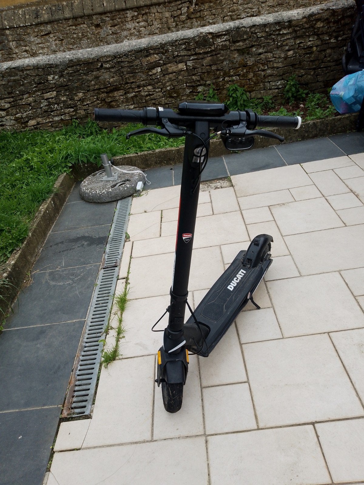 Ducati pro 3 r, Fietsen en Brommers, Steps, Ophalen, Gebruikt, Gewone step, Ducati