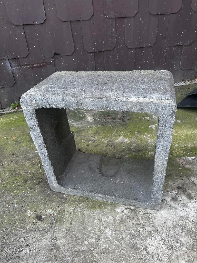 Chambre de visite béton, Doe-het-zelf en Bouw, Buizen en Afvoer, Ophalen, Zo goed als nieuw