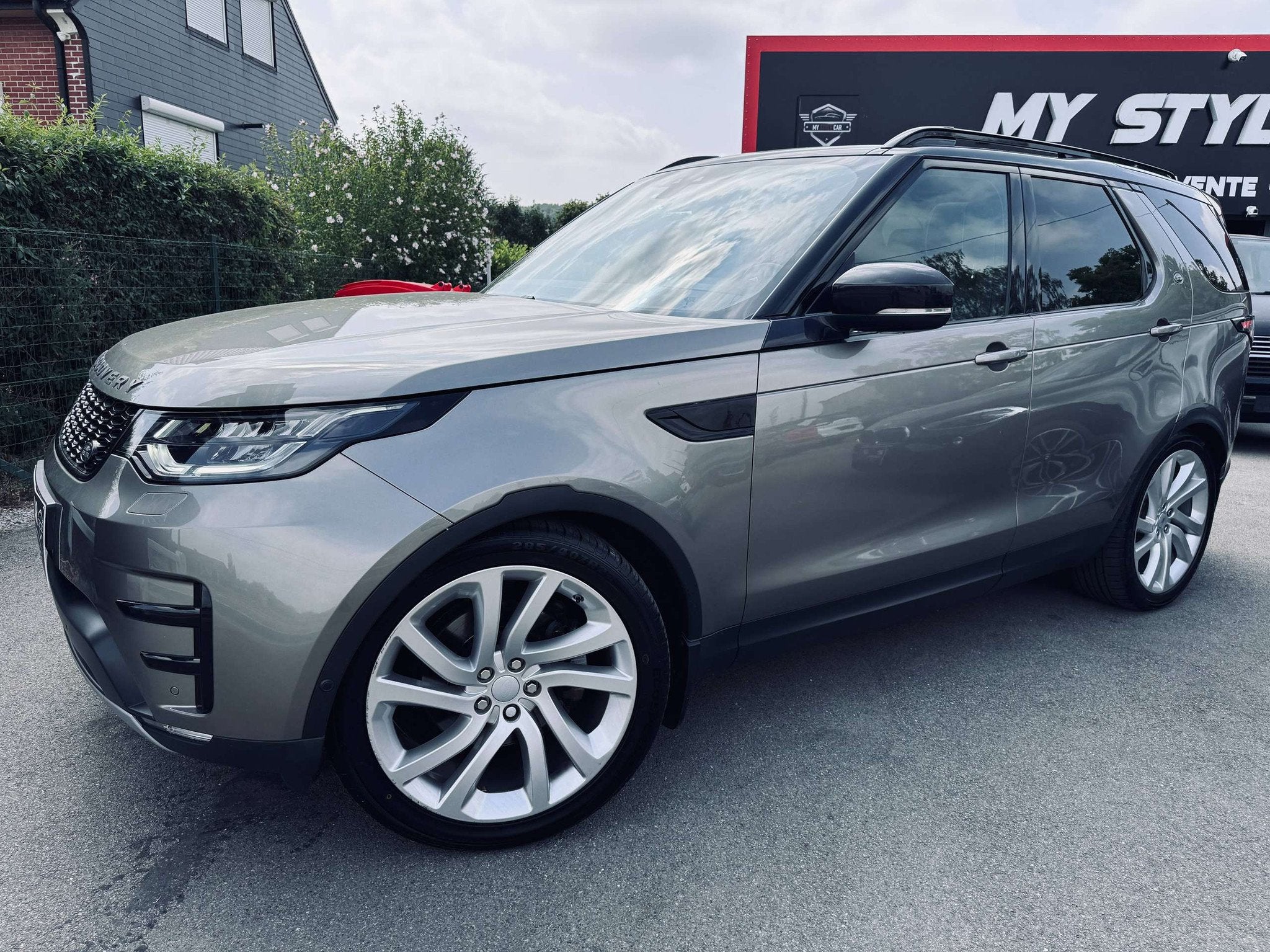 Land Rover Discovery Discovery 2.0TD4 Luxury 7pl, FULL, Gara, Auto's, Automaat, 4 cilinders, Leder, Bedrijf