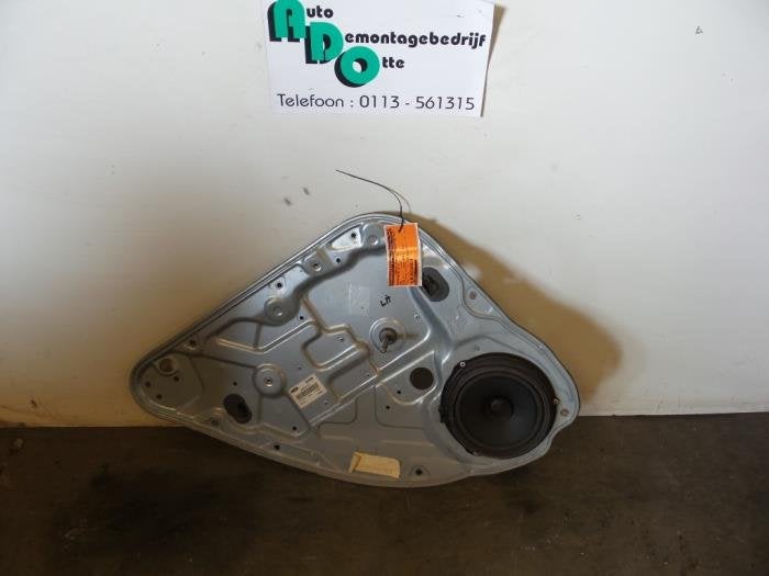 Mécanique vitre 4portes arrière gauche d'un Ford Focus (Fo, -, 3 mois de garantie, -, -