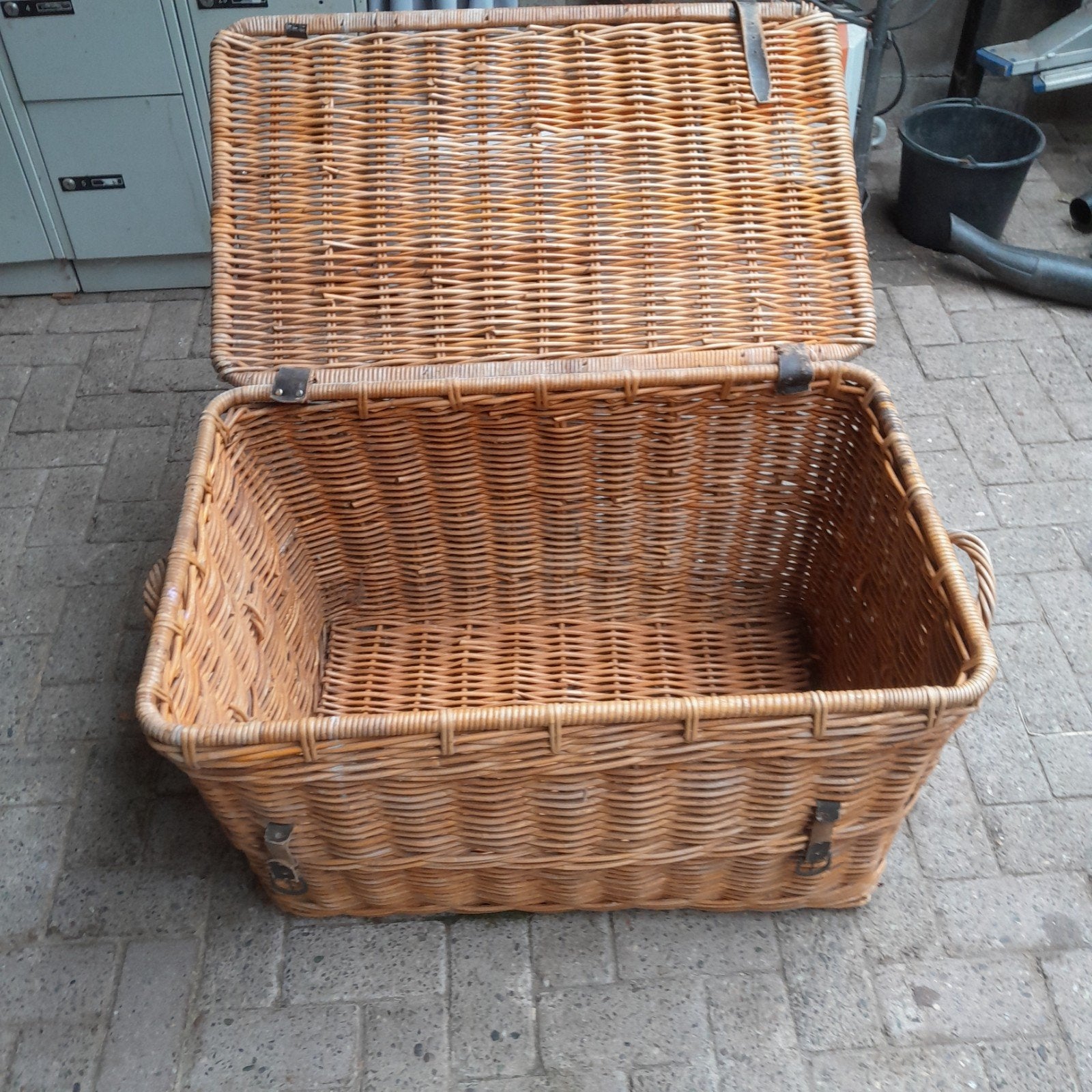 grote rieten mand, Huis en Inrichting, Ophalen, Mand