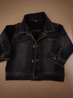Mooi nieuw jeansvestje en jurkje (62), Enfants & Bébés, Vêtements de bébé | Taille 62, Enlèvement, Neuf, Fille, Ensemble