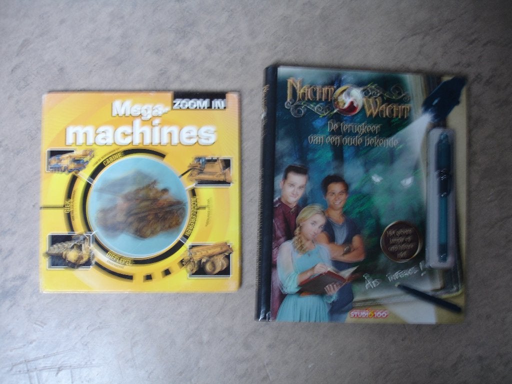 Nachtwacht zoekboek en Mega Machines, Ophalen of Verzenden