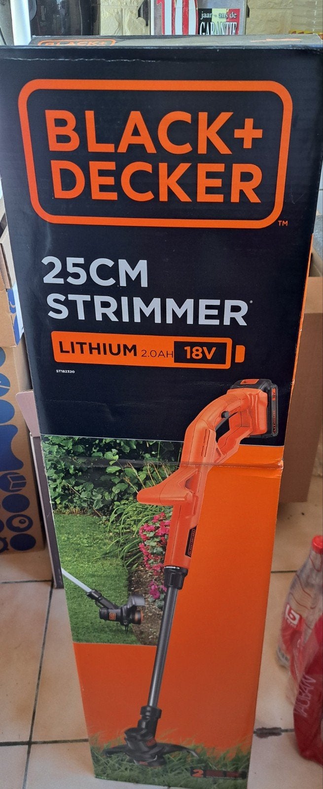 Black&Decker  grastrimmer 25cm, Ophalen