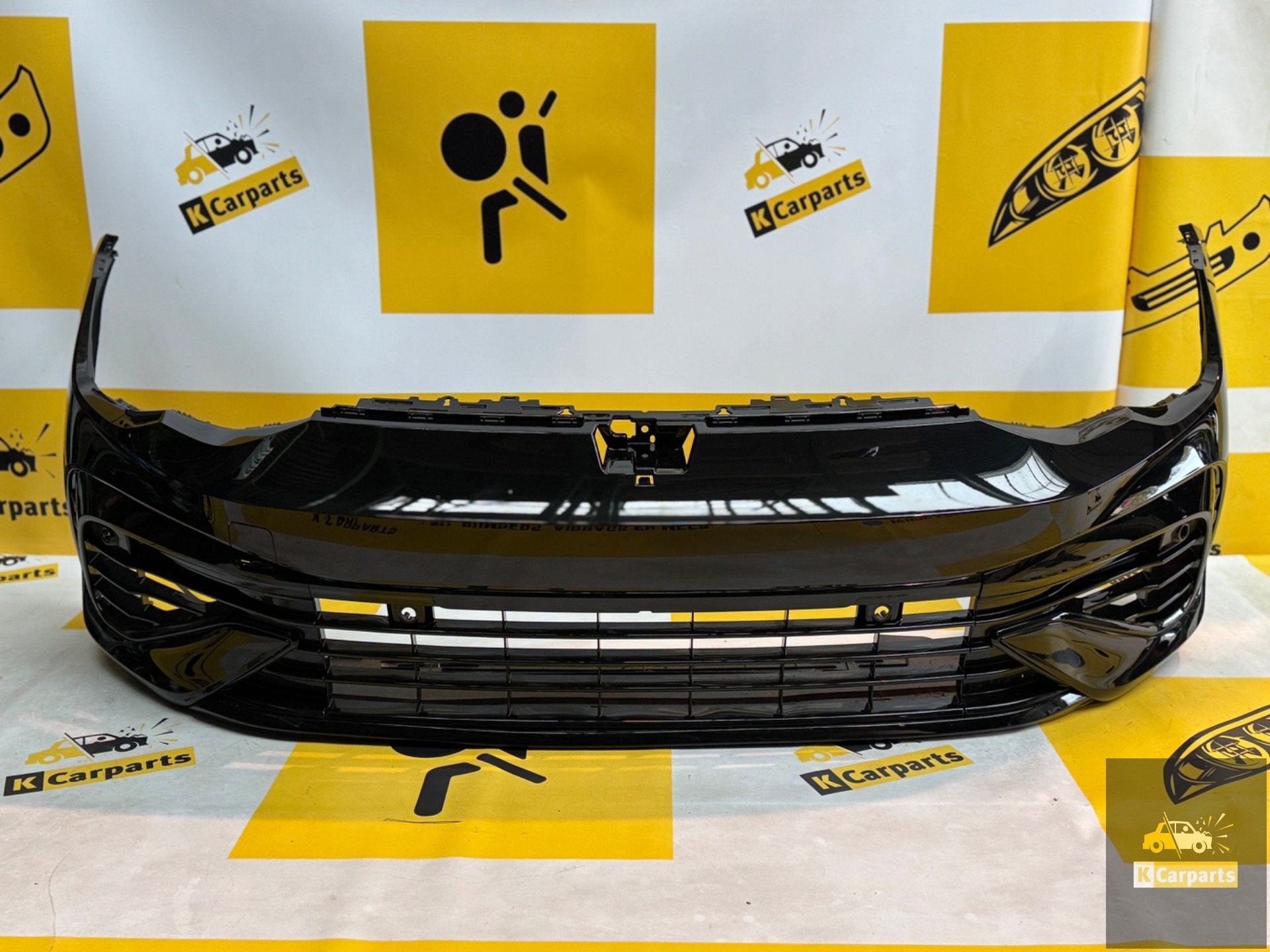 VOLKSWAGEN GOLF 8 R R20 VOORBUMPER PDC 5H0807221E, Gebruikt, Volkswagen AG, Vw@volkswagen.de, Bumper