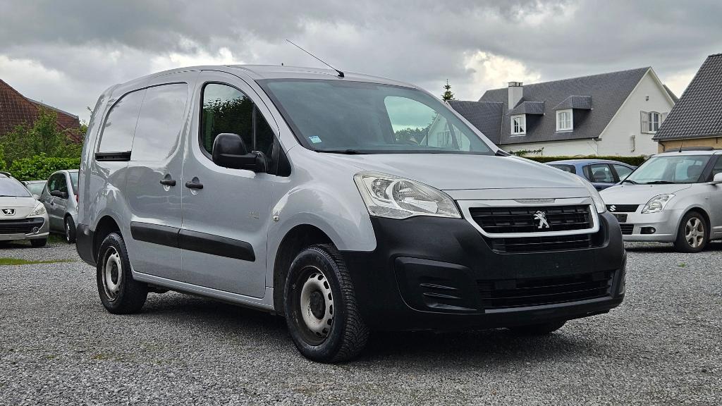 Peugeot Partner 2015 - 1.6 Diesel -E6 -Version longue - Clim, Euro 6, Entreprise, Boîte manuelle, Diesel
