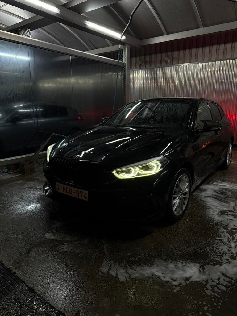 Bmw 116i 2020, 1 Reeks, 1350 kg, Leder en Stof, 5 zetels