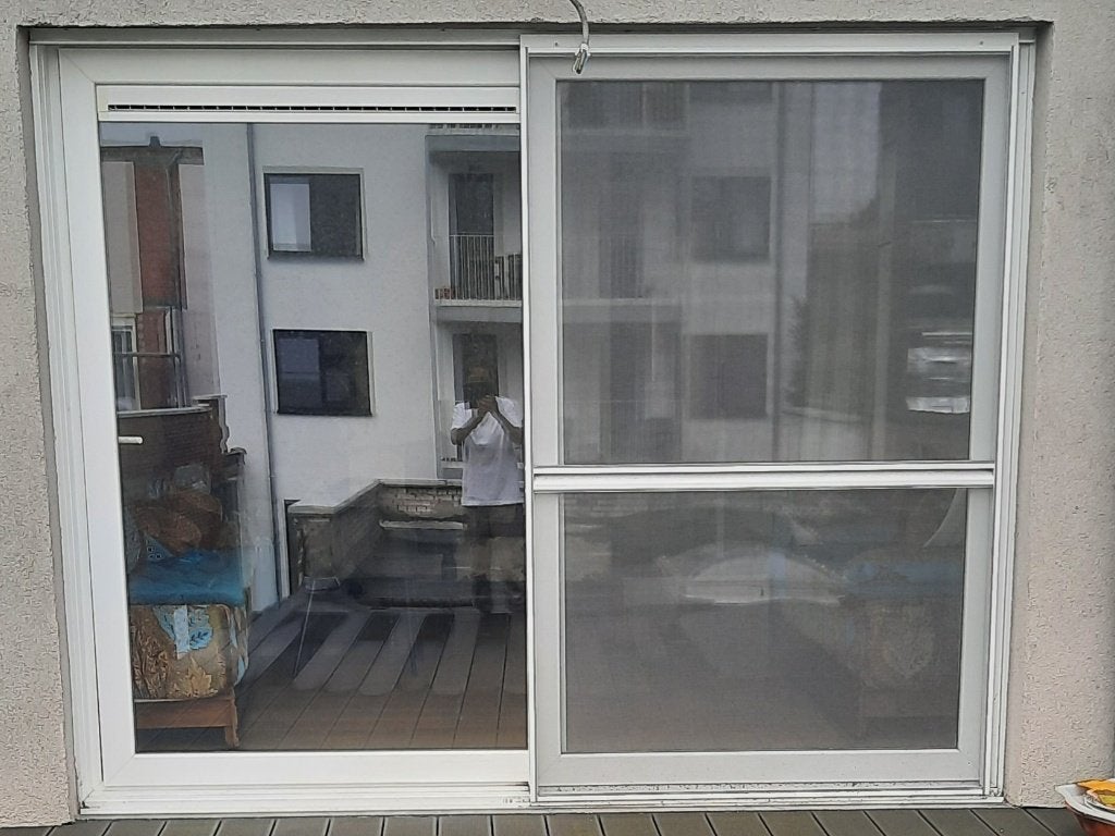 Schuuifraam  -PVC - Wit met vliegraam, Ophalen