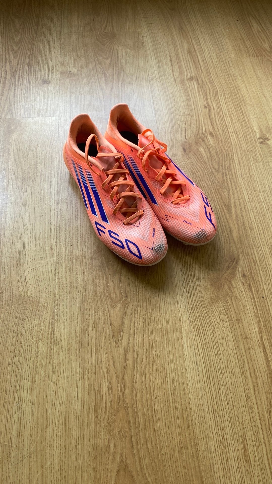 F50 addidas voetbalschoenen (maat 42), Ophalen of Verzenden, Zo goed als nieuw