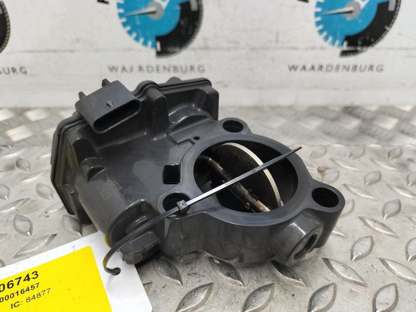BMW 5 SERIES F11 LCI 518d Executive  GASKLEPHUIS 13548512452, Ophalen of Verzenden, Gebruikt, ARN erkend
