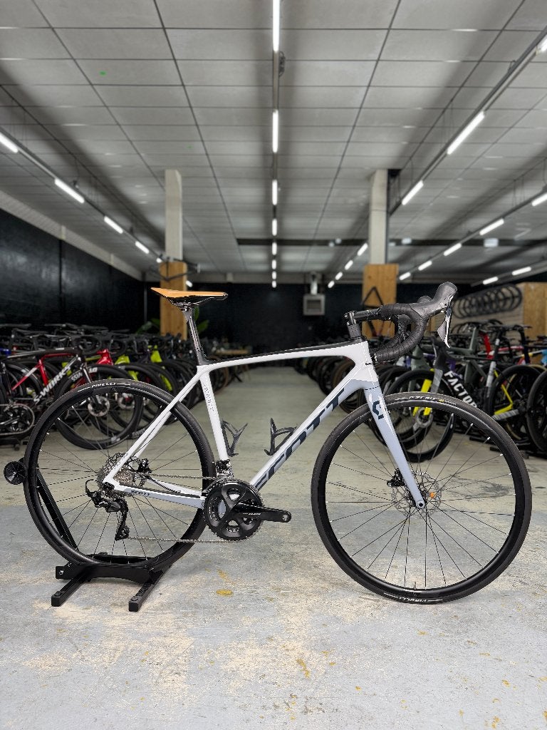 Scott Addict 20 Carbon Racefiets, Sports & Fitness, Enlèvement ou Envoi, Comme neuf