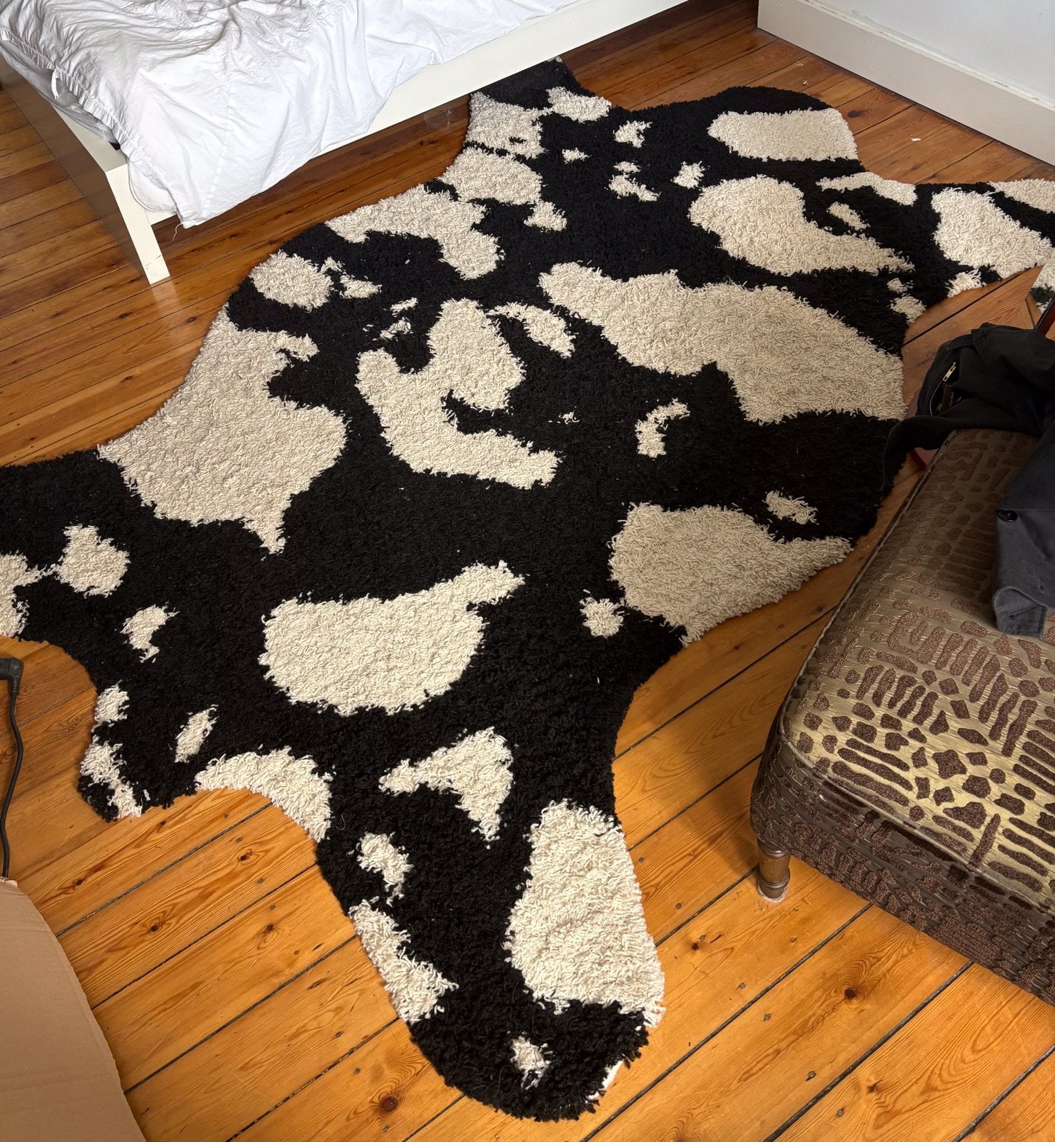 Tapis fausse peau de vache, Enlèvement, Utilisé, Noir