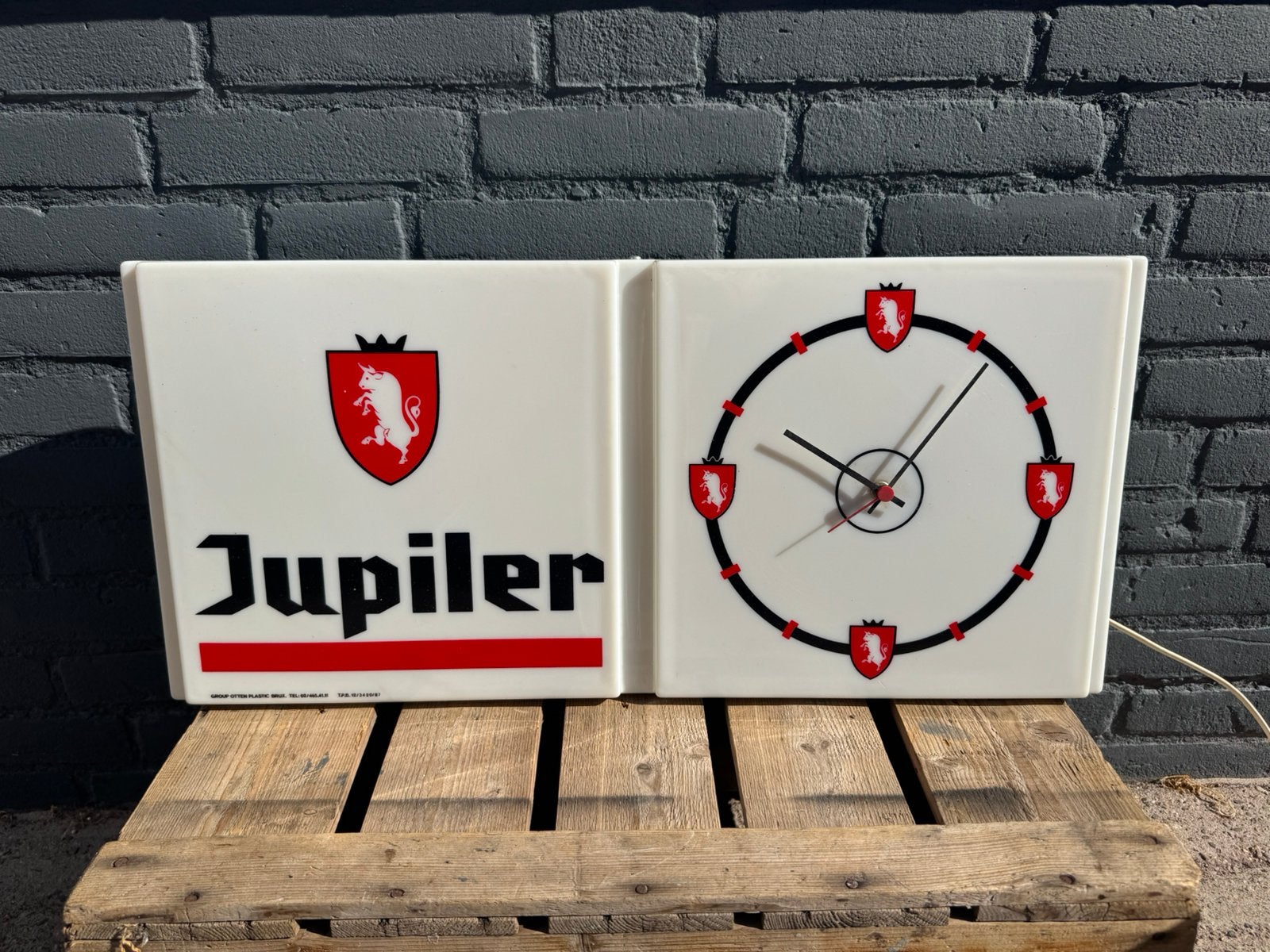 Ancienne boîte à lumière publicitaire Jupiler Beer - Horloge, Collections, Enlèvement, Utilisé, Table lumineuse ou lampe (néon)