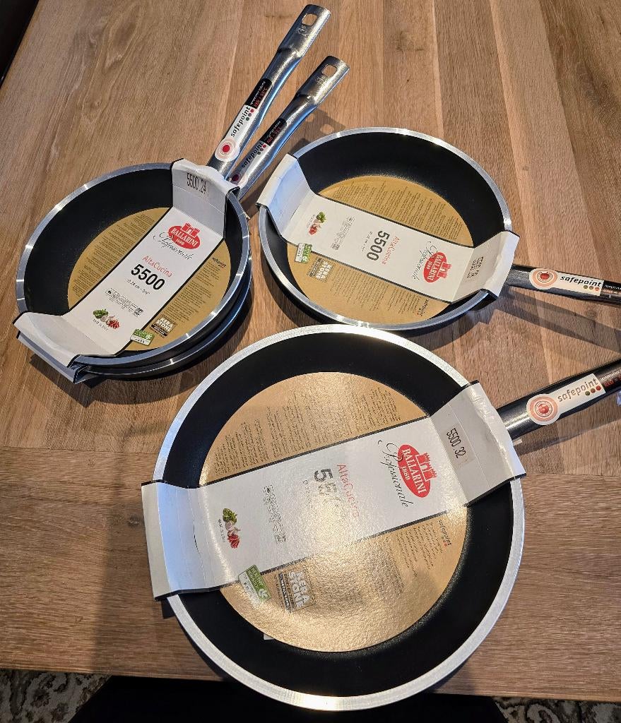 kookpannen anti-aanbak Ballarini Serie 5500, Huis en Inrichting, Keuken | Potten en Pannen, Nieuw, Pannenset, Aluminium, Ophalen