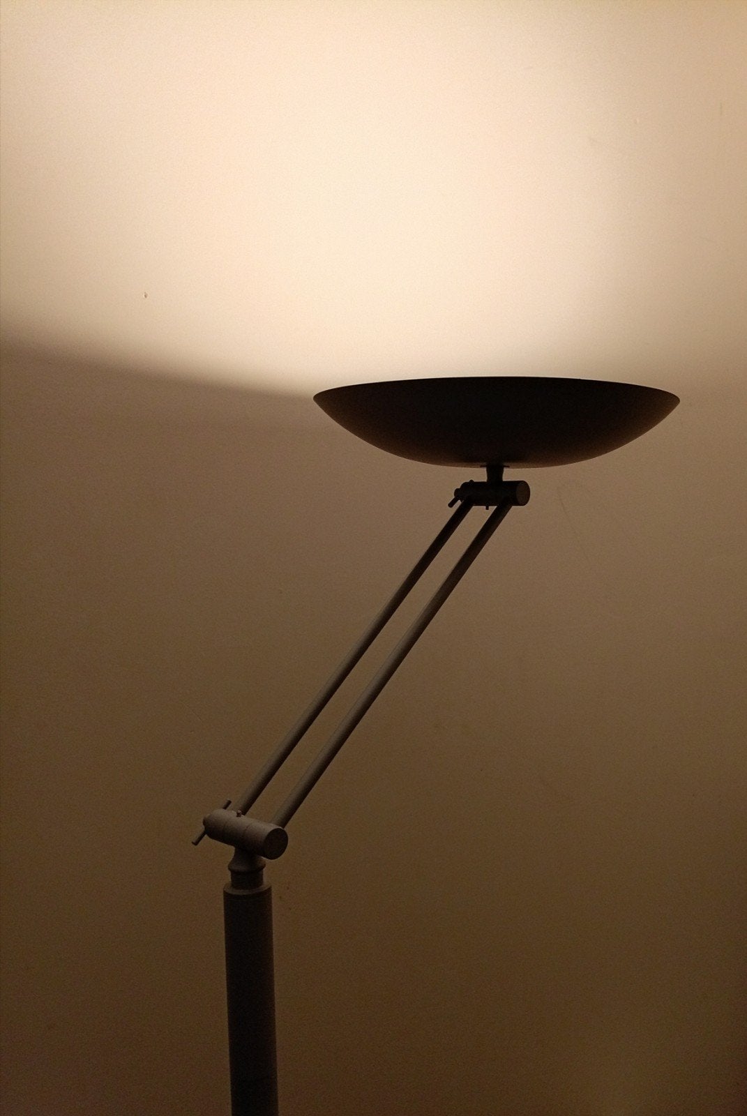 staande led lamp, Ophalen, Metaal