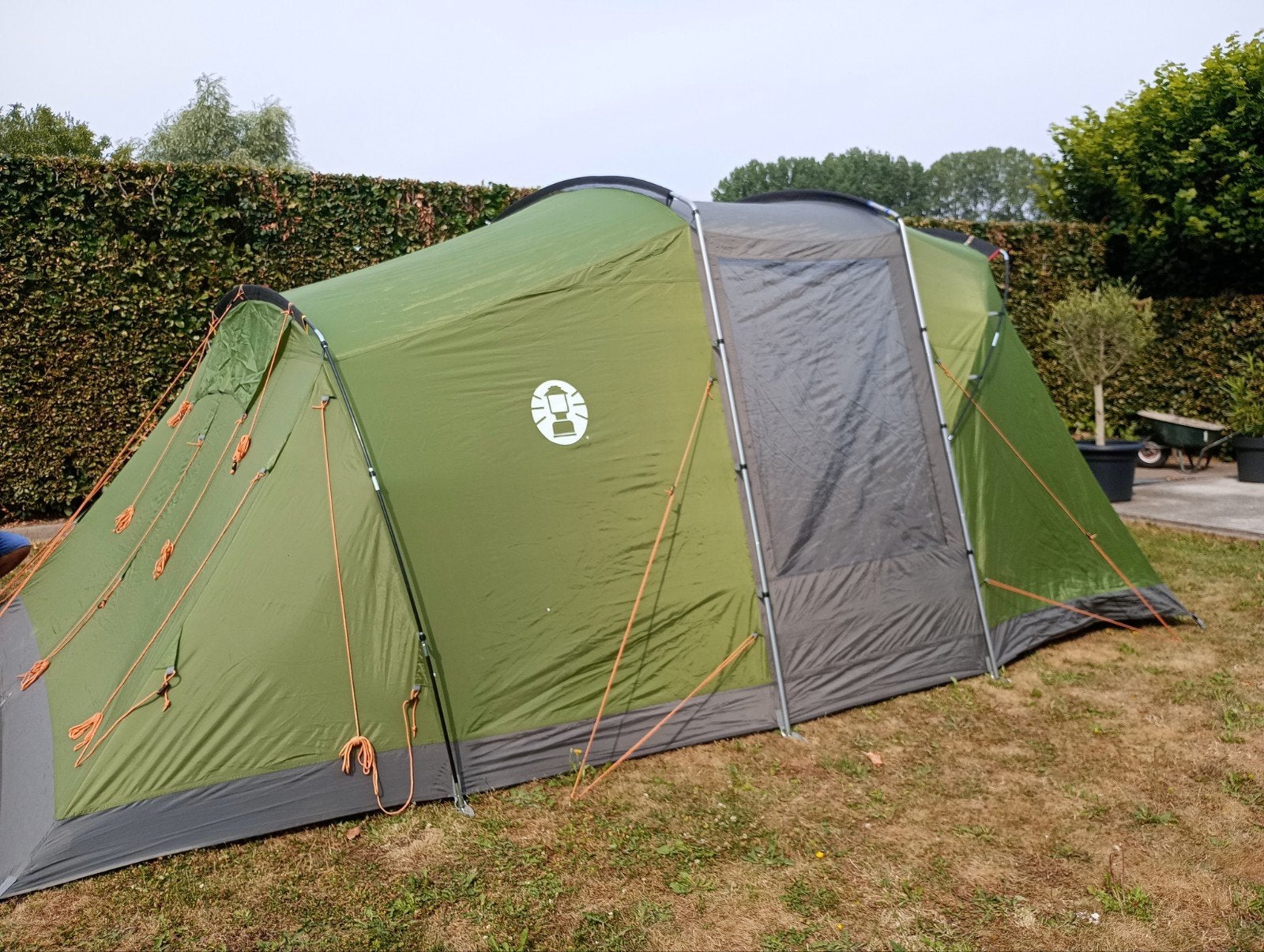 nieuwe tent 4 personen met afzonderlijke 2x2 slaapplaatsen, Caravans en Kamperen, Tenten, Ophalen, Nieuw, Tot en met 4