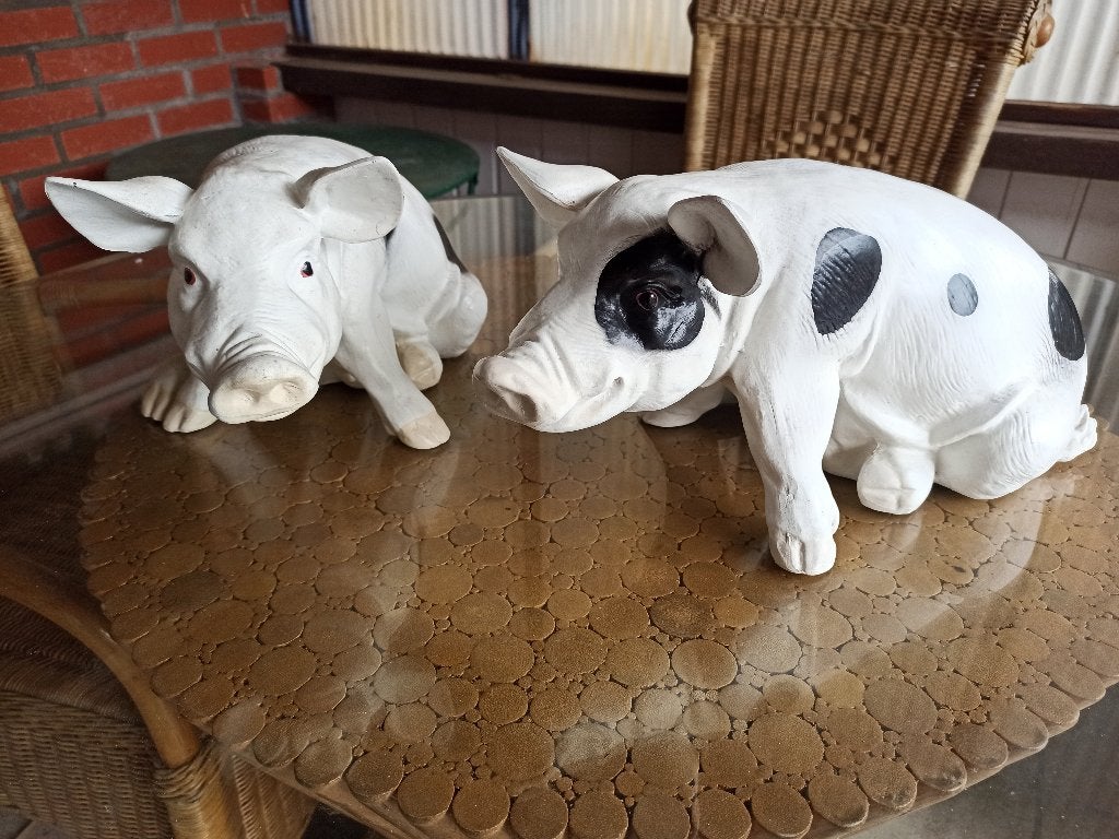 Varkentje zit, Ophalen, Nieuw, Kunststof, Dierenbeeld
