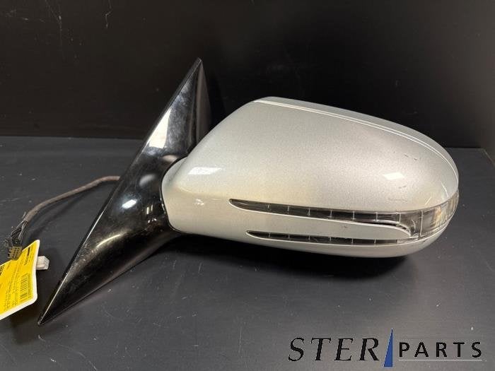 Rétroviseur extérieur gauche d'un Mercedes E-Klasse, Autos : Pièces & Accessoires, Rétroviseurs, Mercedes-Benz, Utilisé, 3 mois de garantie