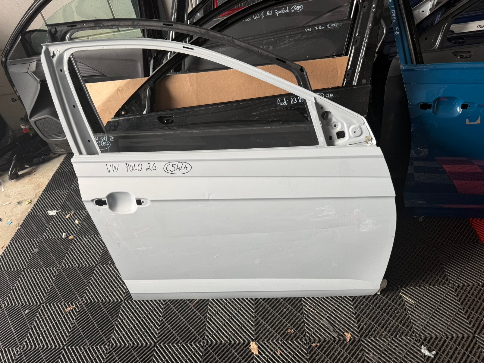 Volkswagen Polo 2G taigo rechts voor portier deur, Ophalen, Voor, Volkswagen, Deur
