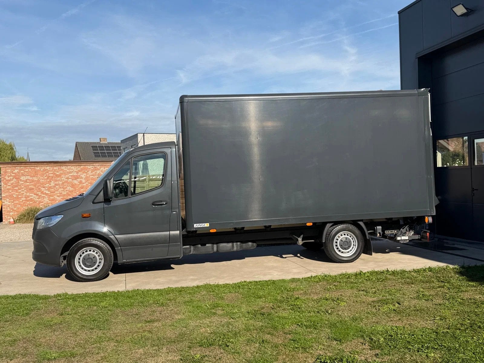 Mercedes-Benz Sprinter 316 L3 RWD KAST + LIFT AU (bj 2022), Auto's, Automaat, Stof, Gebruikt, 370 g/km