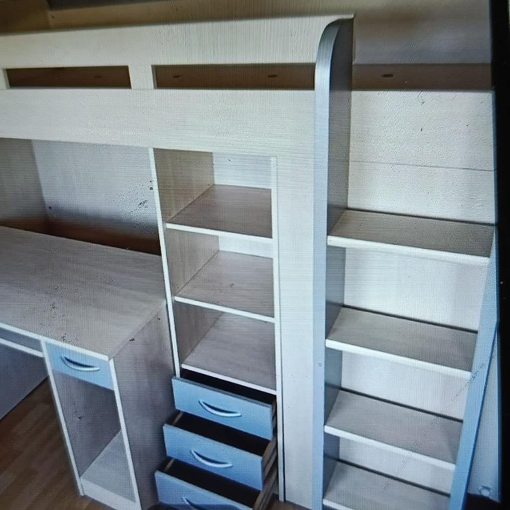 Lit mezzanine + bureau et armoire, à vendre sans matelas, Enlèvement, Utilisé, Lit mezzanine